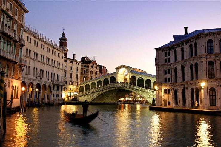 Tapety - Rialto Bridge, Grand Canal, Venice, Italy.jpg