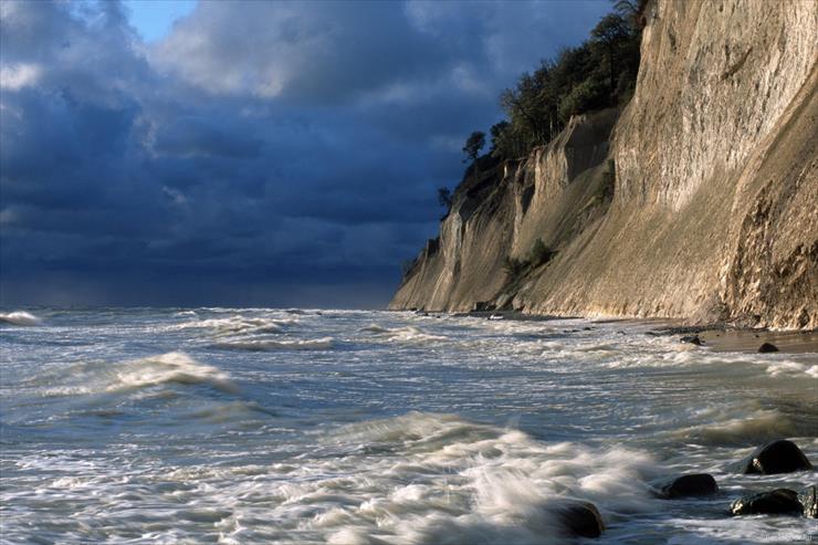 Sea Water różne - Bankoboev.Ru_-_chalk_cliffs__jasmund_national_park__rugen_island__germany.jpg