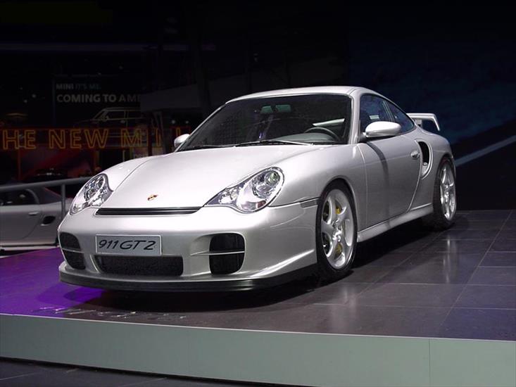 911 GT2 - 16.jpg