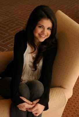 Selena Gomez - fbd2450c83.jpeg