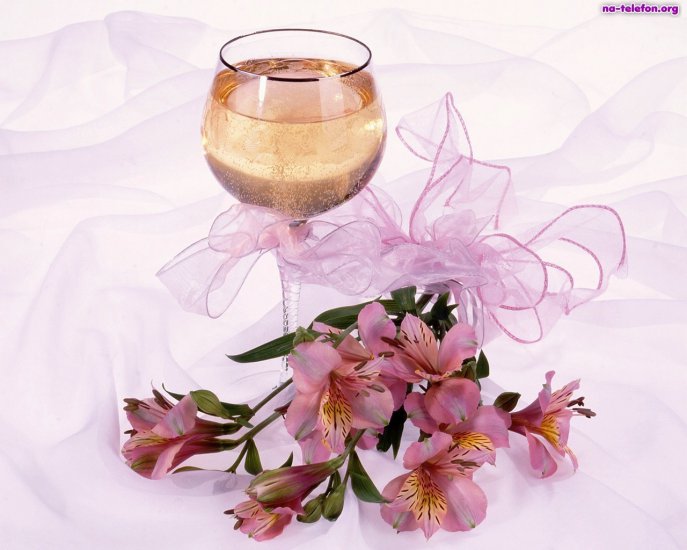 kieliszki wino szampan - kwiaty-wstazka-kieliszek.jpeg