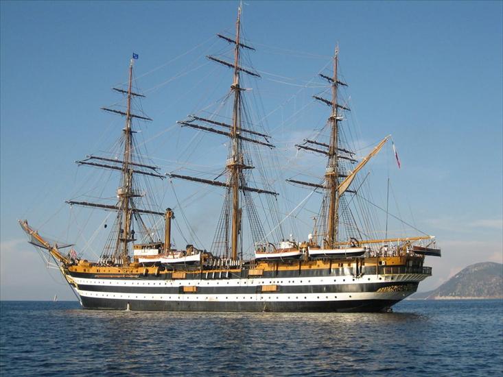 Żaglowce1 - Amerigo Vespucci 01.jpg