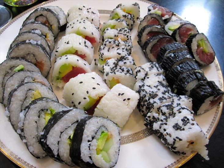 Sushi - maki.jpg