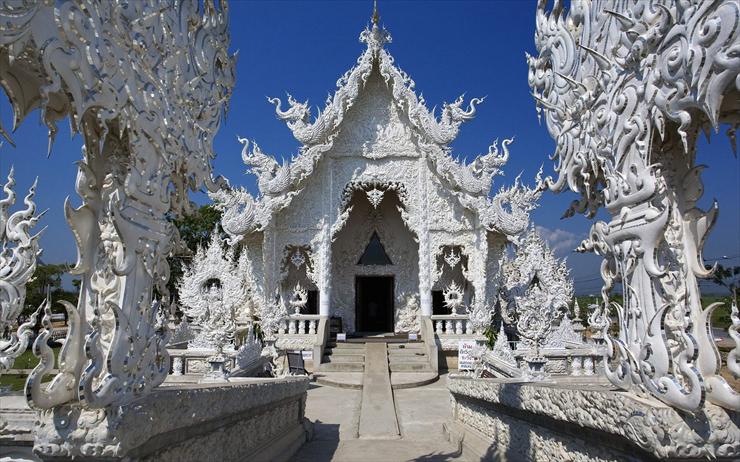 Asia - Image_0993.Chiang_Rai_Province.Wat_Rong_Khun_Temple.jpg